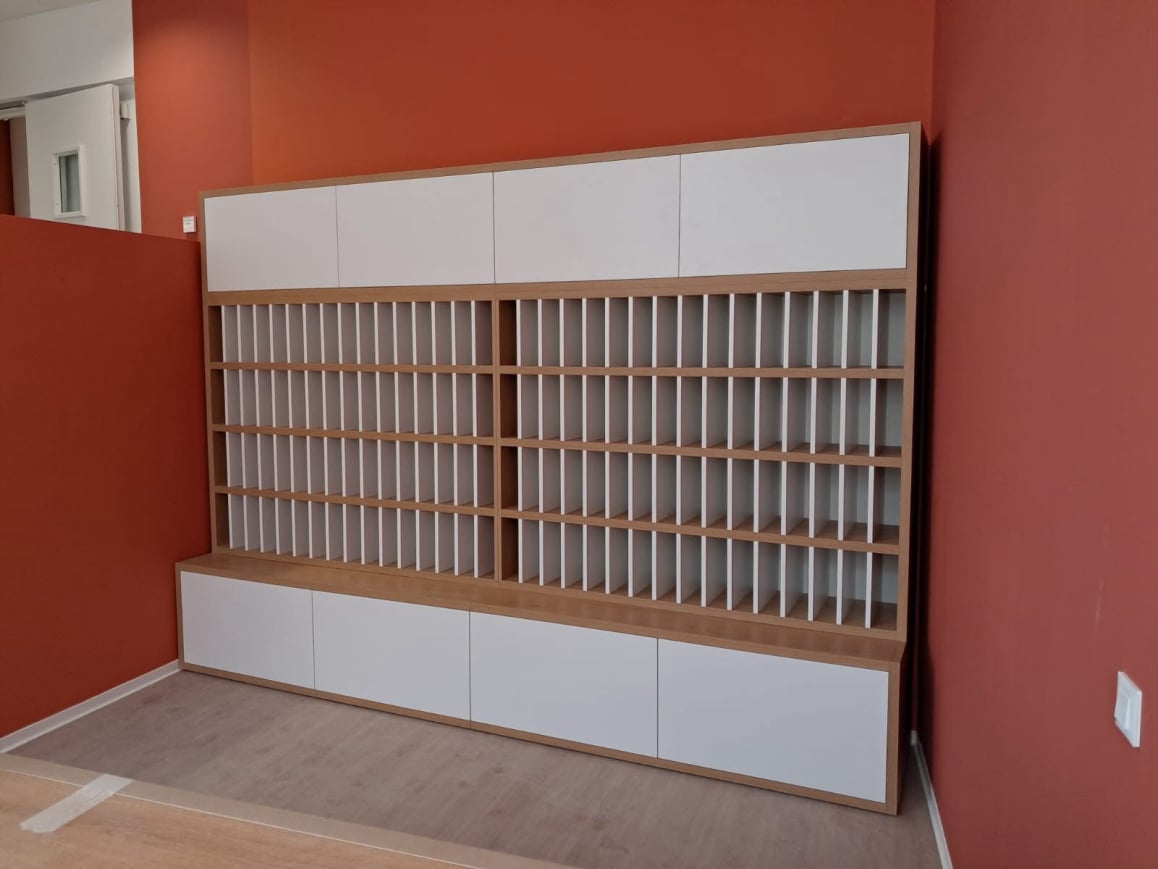 Usługi montażu mebli i stolarskie